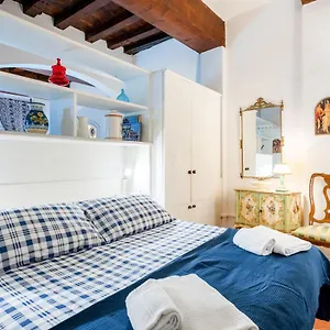  Apartment Magnoli & Ponte Vecchio Italy